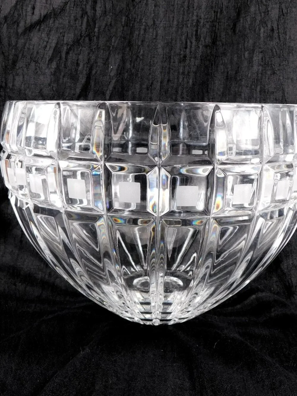 Waterford Quadrata 9 inch Round Serving Bowl # 27052